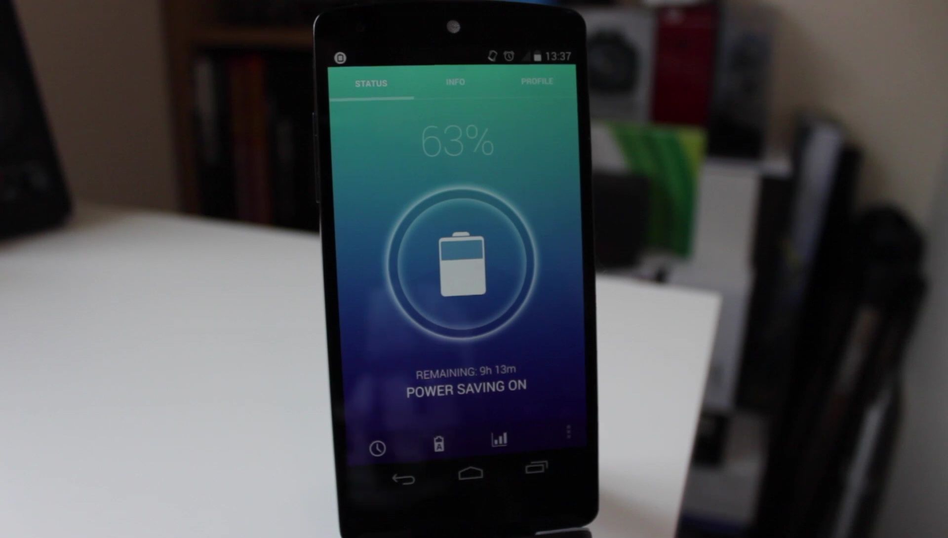 Ultimate Battery Saver App: Extend Your Nexus 5's Life!